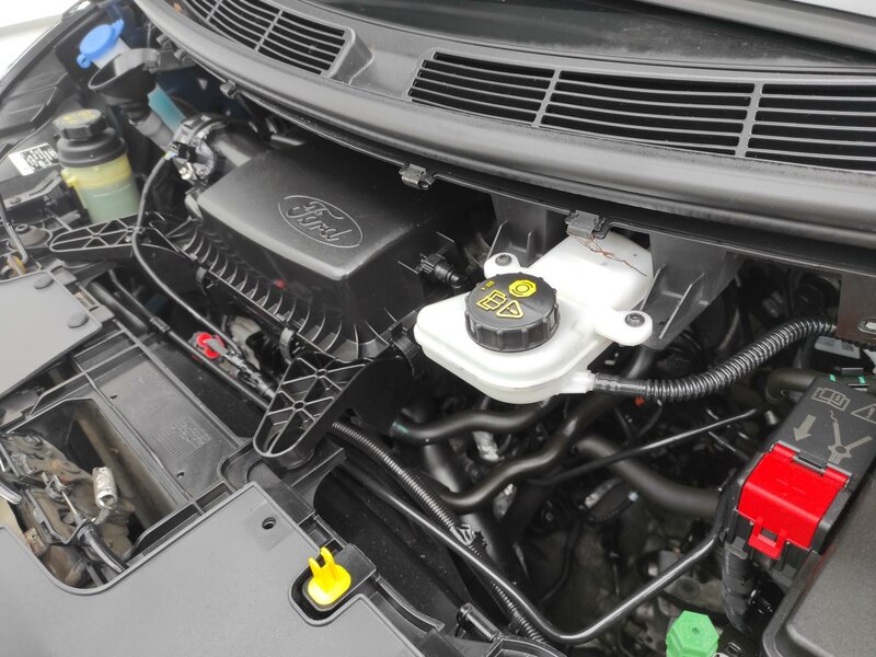 Ford - Transit Custom - 2,0TDCi TREND, 6 míst, ČR