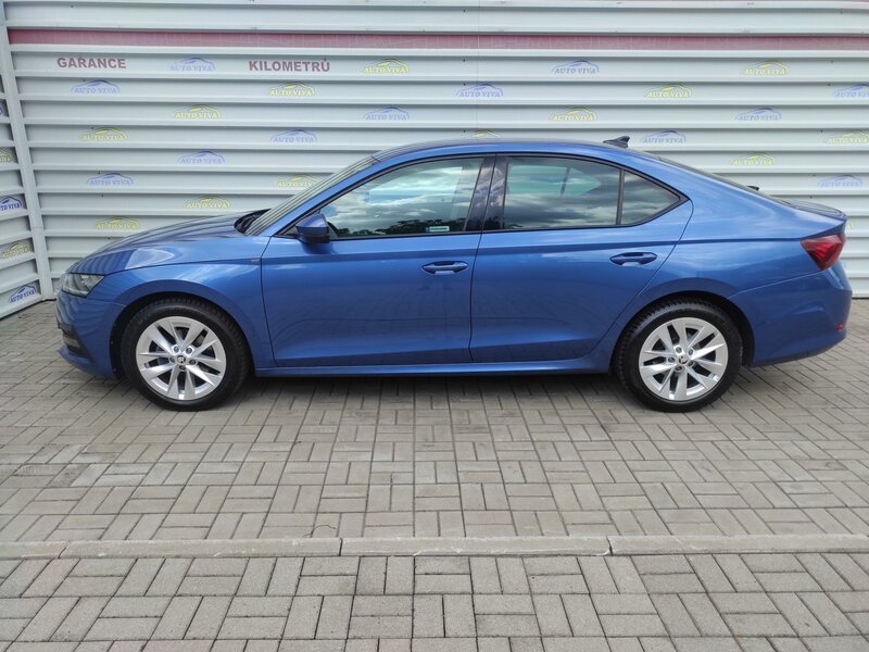 Škoda - Octavia - 2,0TDi 110kW,DSG,Ambition,