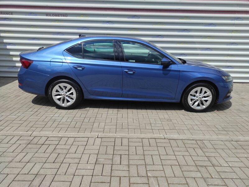 Škoda - Octavia - 2,0TDi 110kW,DSG,Ambition,