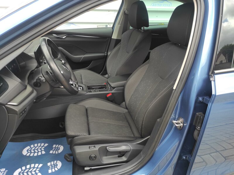 Škoda - Octavia - 2,0TDi 110kW,DSG,Ambition,