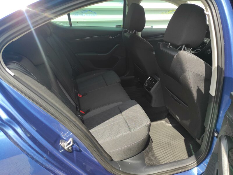 Škoda - Octavia - 2,0TDi 110kW,DSG,Ambition,