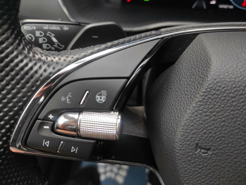 Škoda - Octavia - 2,0TDi 110kW,DSG,Ambition,