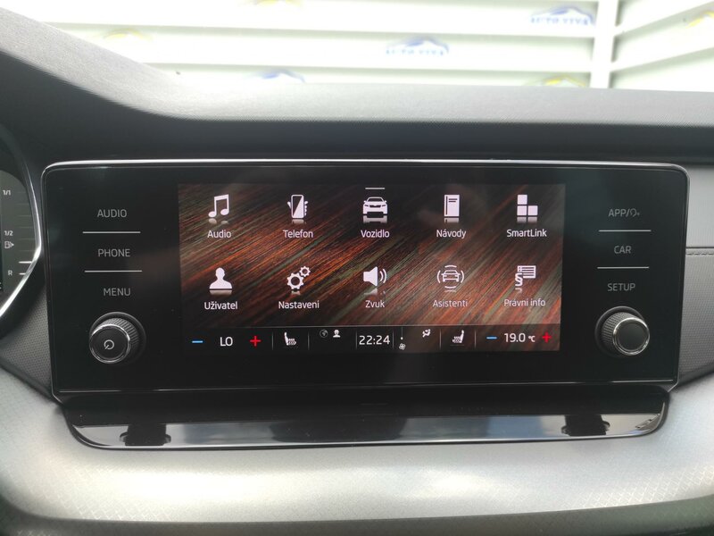 Škoda - Octavia - 2,0TDi 110kW,DSG,Ambition,