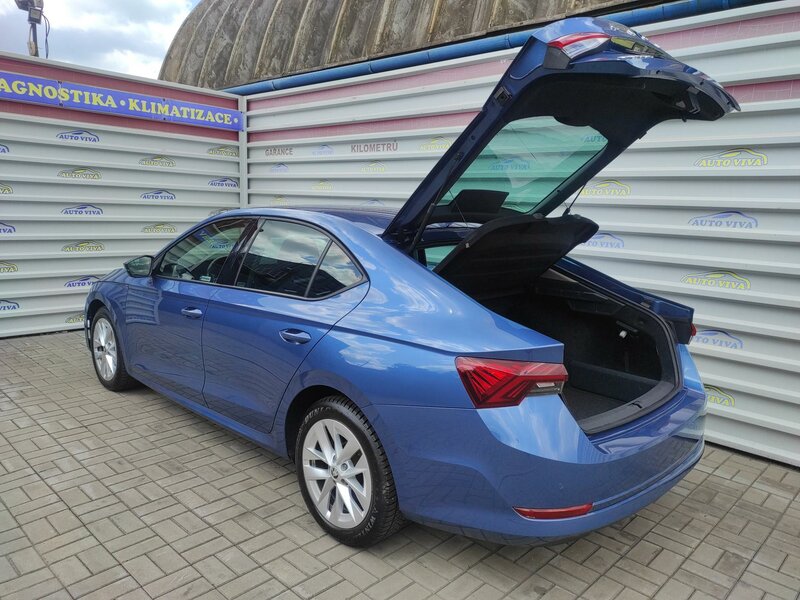 Škoda - Octavia - 2,0TDi 110kW,DSG,Ambition,