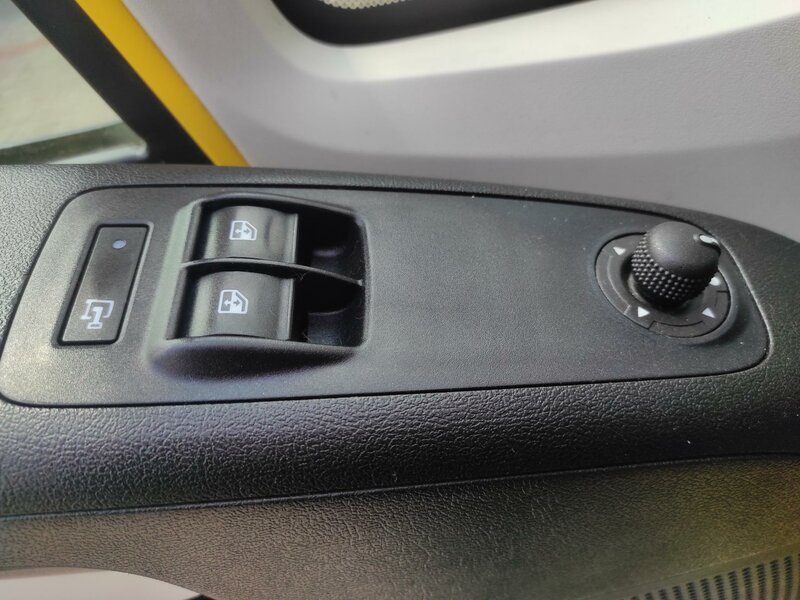 Fiat - Ducato - 2,0MultiJet L1H1, ČR, Klima