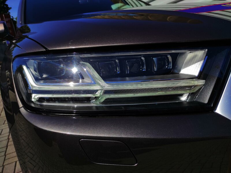 Audi - Q7 - 3,0TDi 4x4,Sline,7 míst,Tažné
