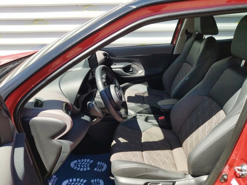 Toyota - Yaris Cross - 1,5 e-CVT hybrid, Executive,ČR