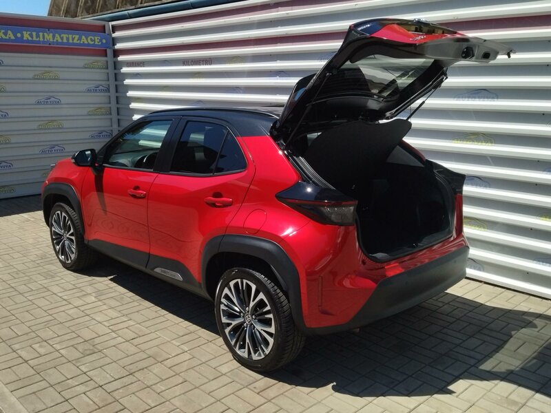 Toyota - Yaris Cross - 1,5 e-CVT hybrid, Executive,ČR