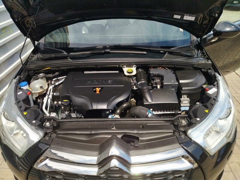 Citroën - DS4 - 2,0HDi Sport,ČR, Jen 34600km!!