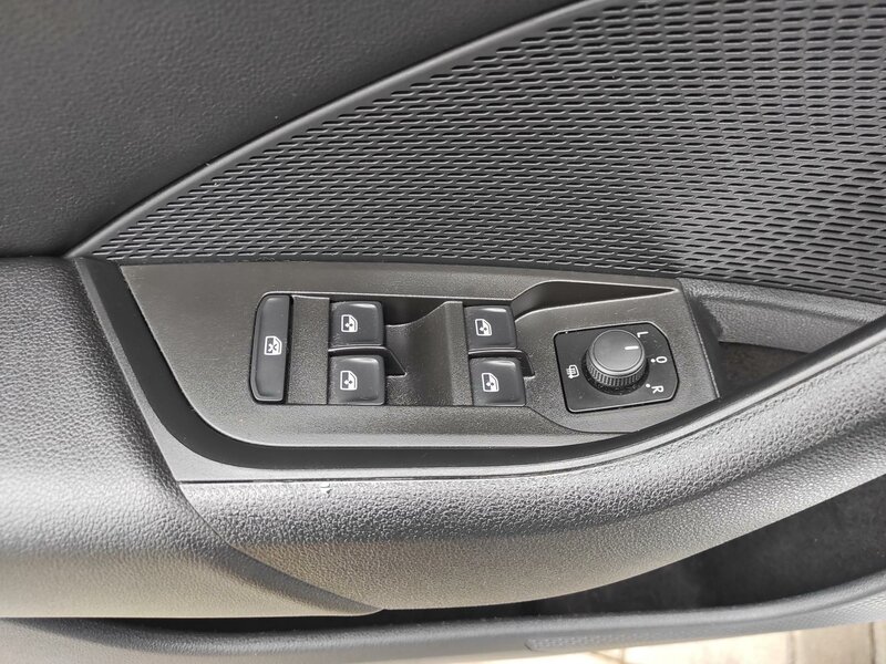 Škoda - Octavia - 2.0TDI 85kw AMBITION