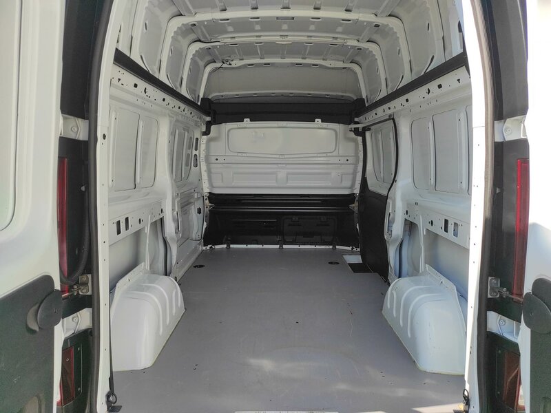 Renault - Trafic - L2H2  2.0 Blue dCi 150