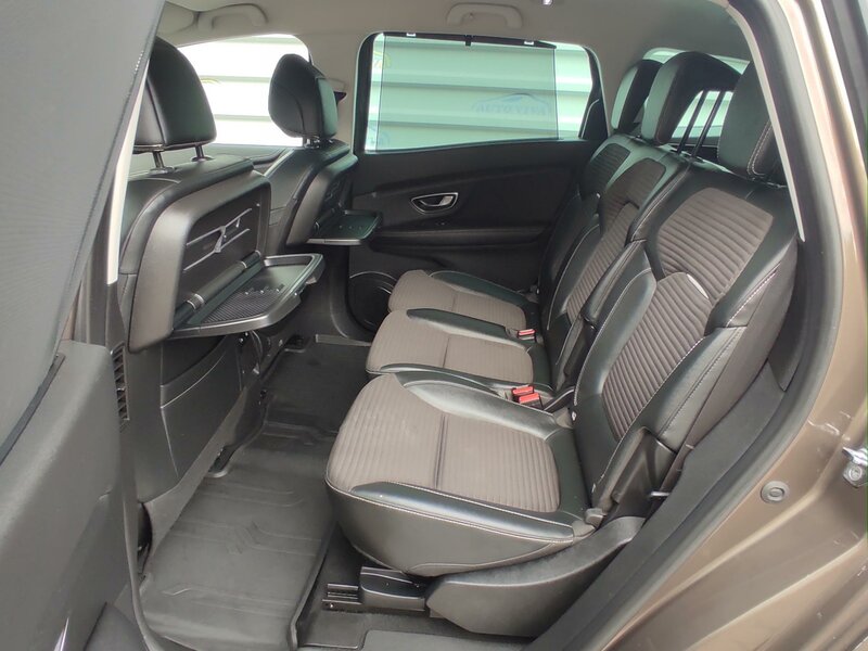 Renault - Grand Scénic - 1.3 TCe 117 KW