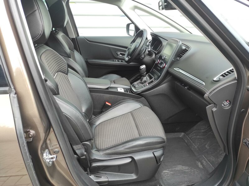 Renault - Grand Scénic - 1.3 TCe 117 KW