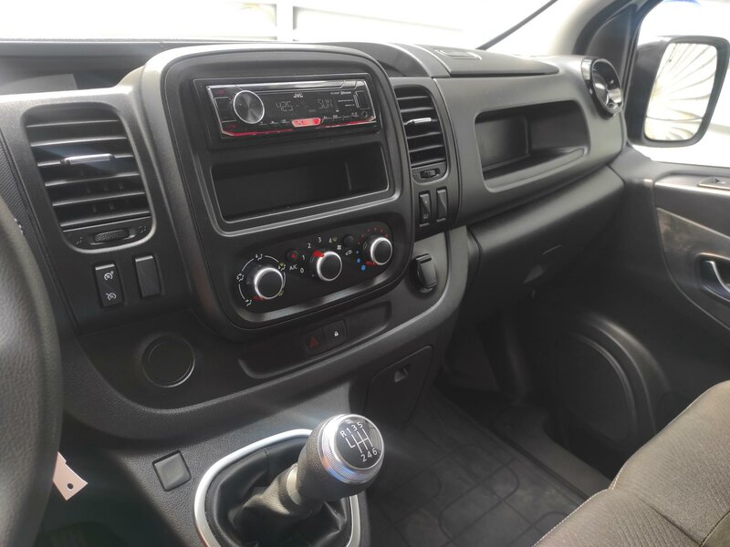 Renault - Trafic - 2,0dCi L2H1 Cool, ČR,