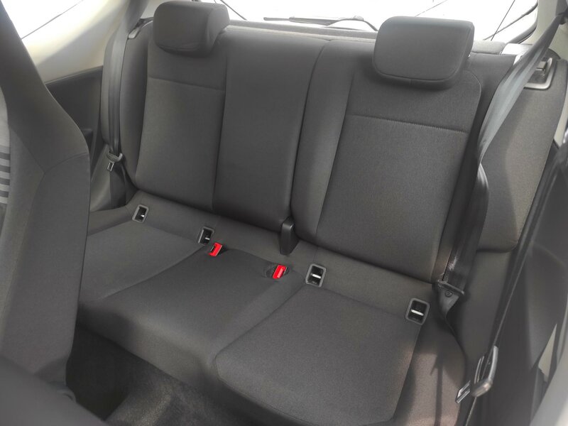 Volkswagen - up! - 1,0ECO CNG, ČR, 1 MAJITEL Volkswagen - up! - 1,0ECO CNG, ČR, 1 MAJITEL