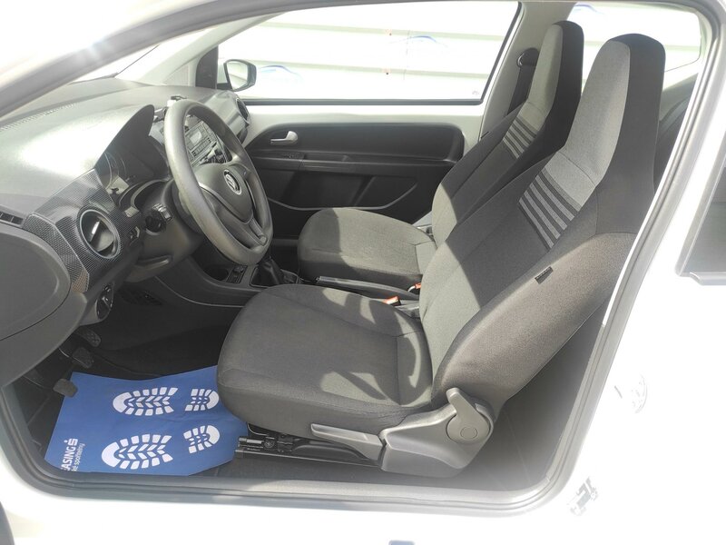 Volkswagen - up! - 1,0ECO CNG, ČR, 1 MAJITEL Volkswagen - up! - 1,0ECO CNG, ČR, 1 MAJITEL
