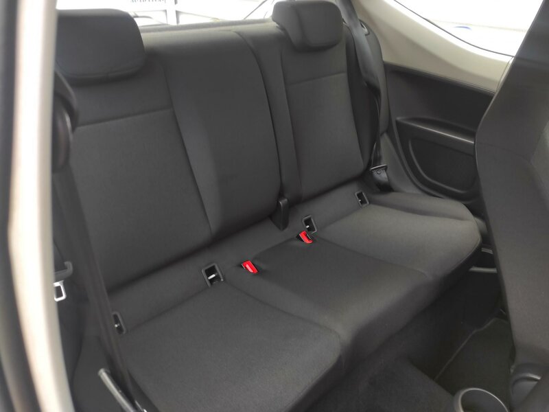 Volkswagen - up! - 1,0ECO CNG, ČR, 1 MAJITEL Volkswagen - up! - 1,0ECO CNG, ČR, 1 MAJITEL