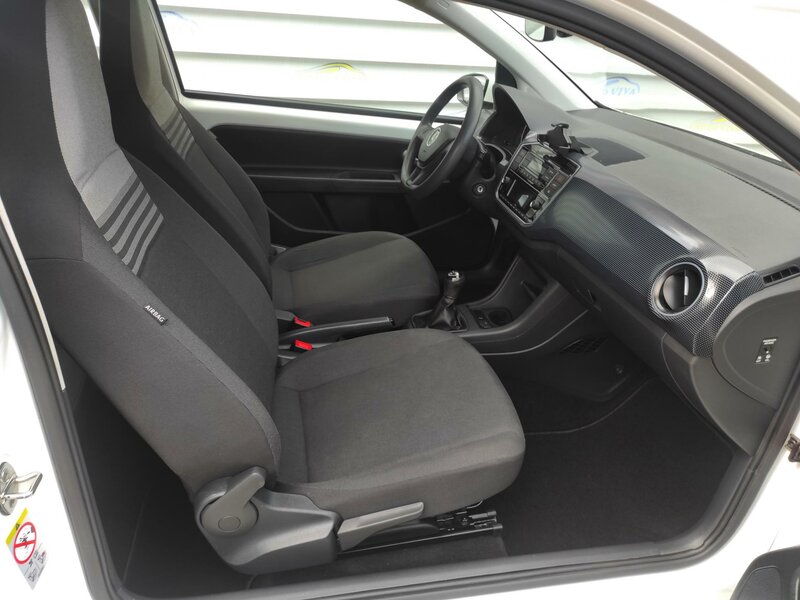 Volkswagen - up! - 1,0ECO CNG, ČR, 1 MAJITEL Volkswagen - up! - 1,0ECO CNG, ČR, 1 MAJITEL