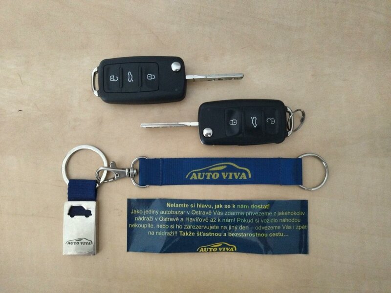 Volkswagen - up! - 1,0ECO CNG, ČR, 1 MAJITEL Volkswagen - up! - 1,0ECO CNG, ČR, 1 MAJITEL