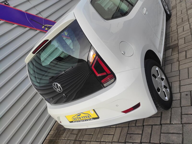 Volkswagen - up! - 1,0ECO CNG, ČR, 1 MAJITEL Volkswagen - up! - 1,0ECO CNG, ČR, 1 MAJITEL