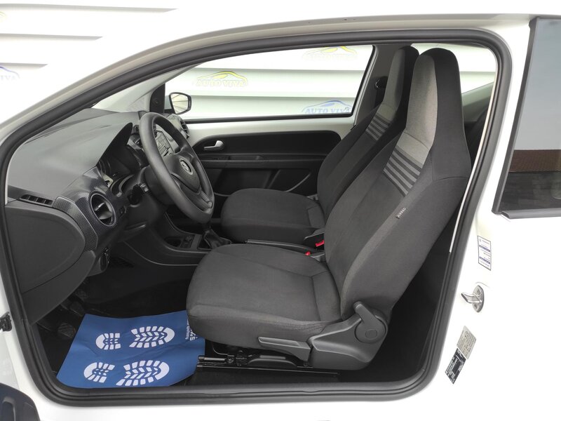 Volkswagen - up! - 1,0ECO CNG, ČR, 1 MAJITEL Volkswagen - up! - 1,0ECO CNG, ČR, 1 MAJITEL