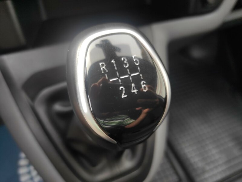 Citroën - Jumpy - 2,0BlueHDi 6 míst,Top KM,Tažné