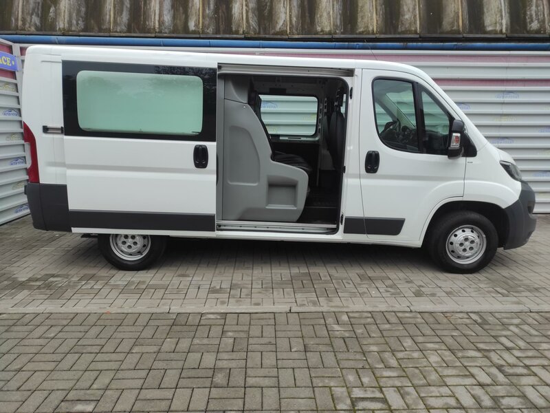 Peugeot - Boxer - 2,0BlueHDi L2H1, 6 míst, ČR Peugeot - Boxer - 2,0BlueHDi L2H1, 6 míst, ČR