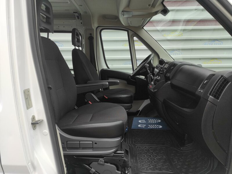 Peugeot - Boxer - 2,0BlueHDi L2H1, 6 míst, ČR Peugeot - Boxer - 2,0BlueHDi L2H1, 6 míst, ČR