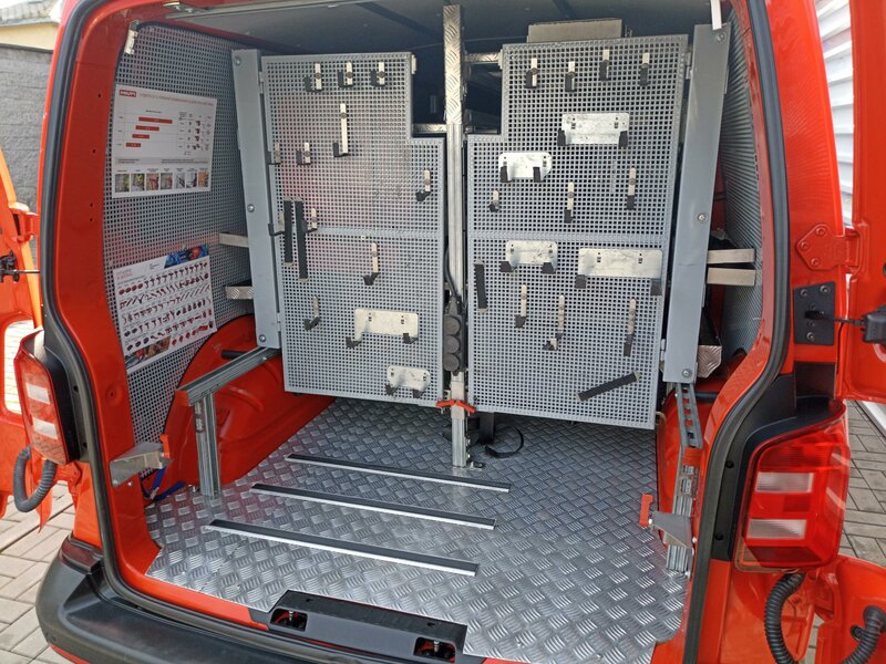 Volkswagen - Transporter - 2,0TDi 4x4, Long, Dílna
