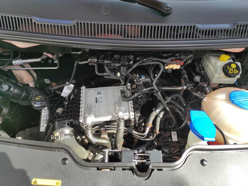 Volkswagen - Transporter - 2,0TDi 4x4, Long, Dílna, ČR