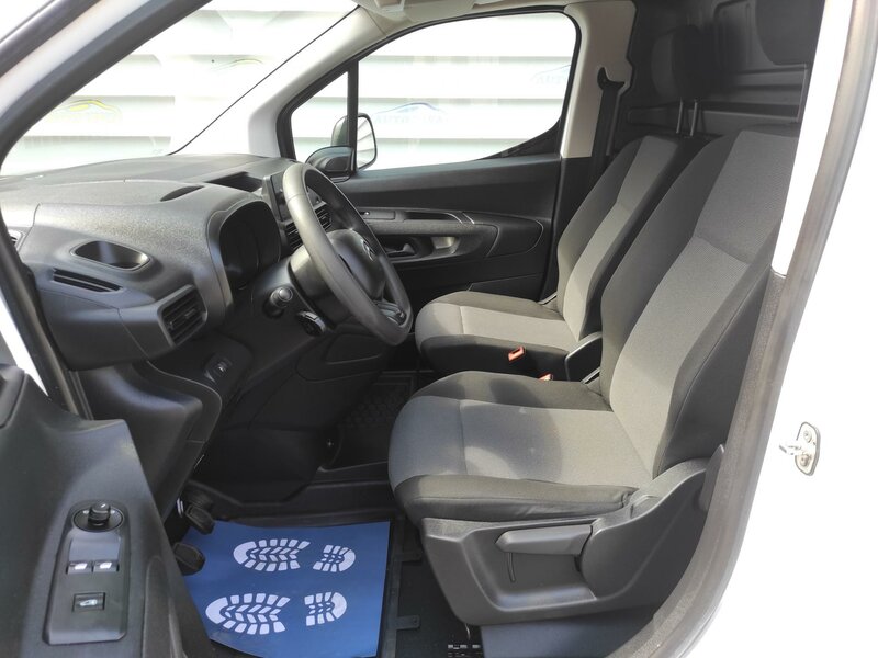Citroën - Berlingo - 1.5HDi 75kW L2, Klima, ČR