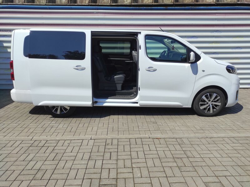 Toyota - ProAce - 2,0D L2, AT, VIP, 7míst, ČR