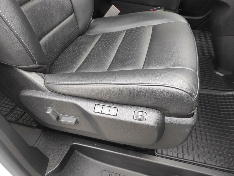Toyota - ProAce - 2,0D L2, AT, VIP, 7míst, ČR