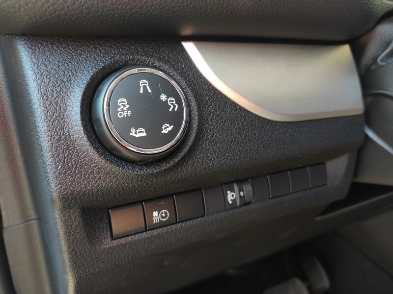 Toyota - ProAce - 2,0D L2, AT, VIP, 7míst, ČR