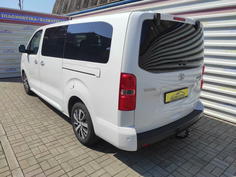 Toyota - ProAce Verso - 2,0D L2, AT, VIP, 7míst, ČR