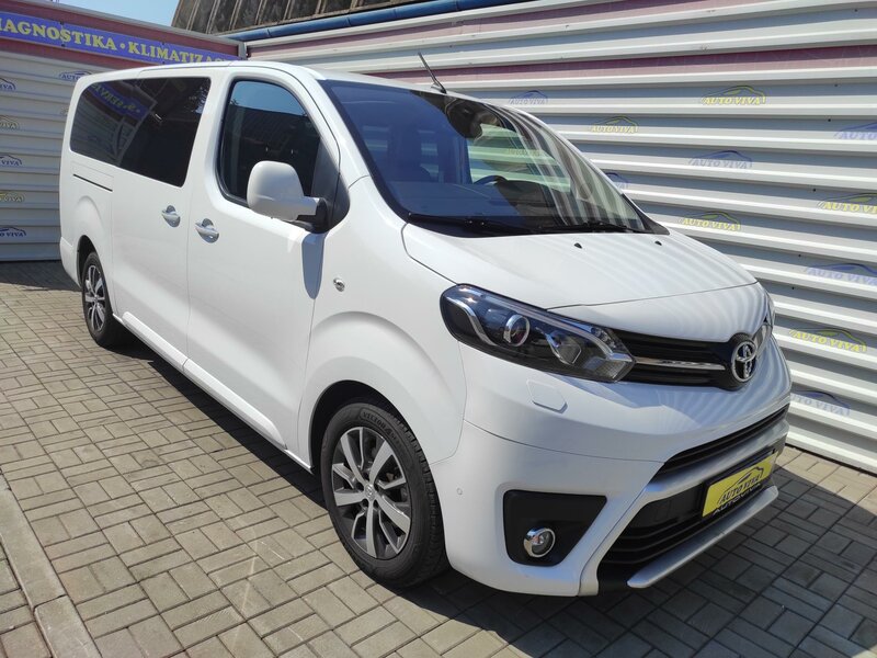 Toyota - ProAce Verso - 2,0D L2, AT, VIP, 7míst, ČR