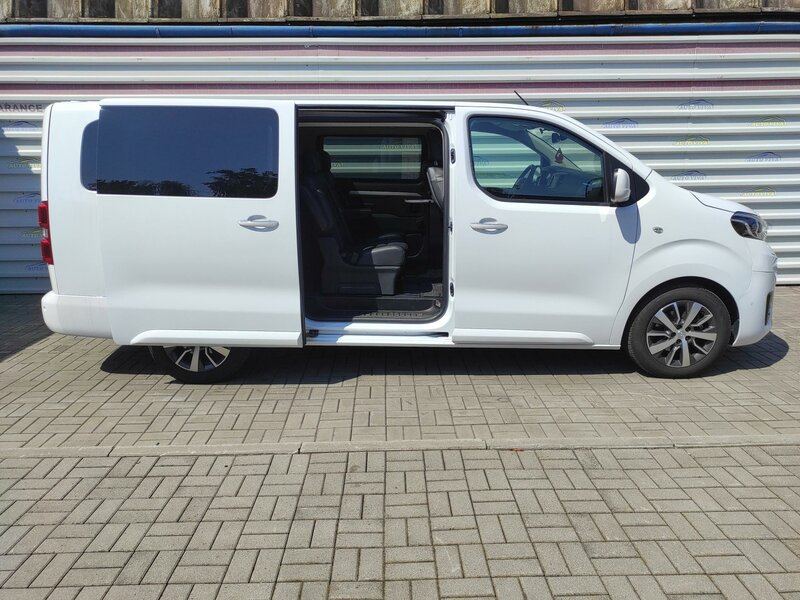 Toyota - ProAce Verso - 2,0D L2, AT, VIP, 7míst, ČR