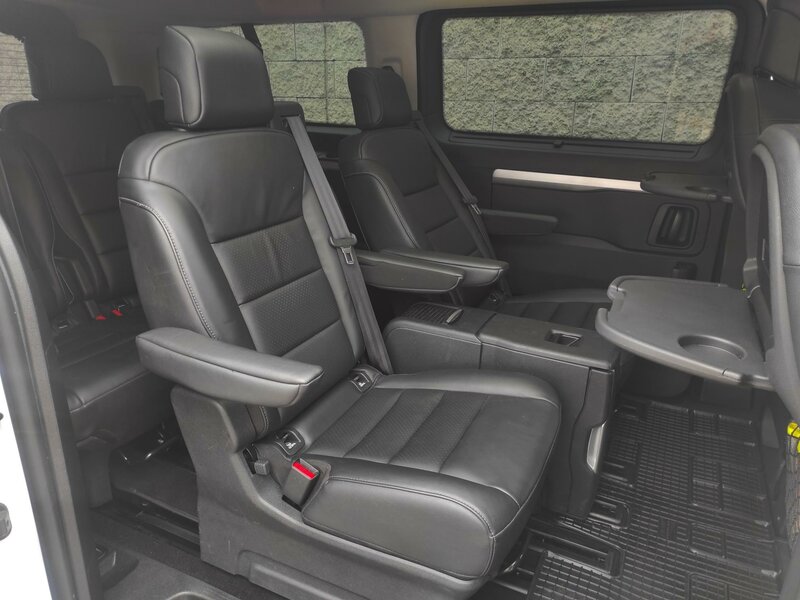Toyota - ProAce Verso - 2,0D L2, AT, VIP, 7míst, ČR