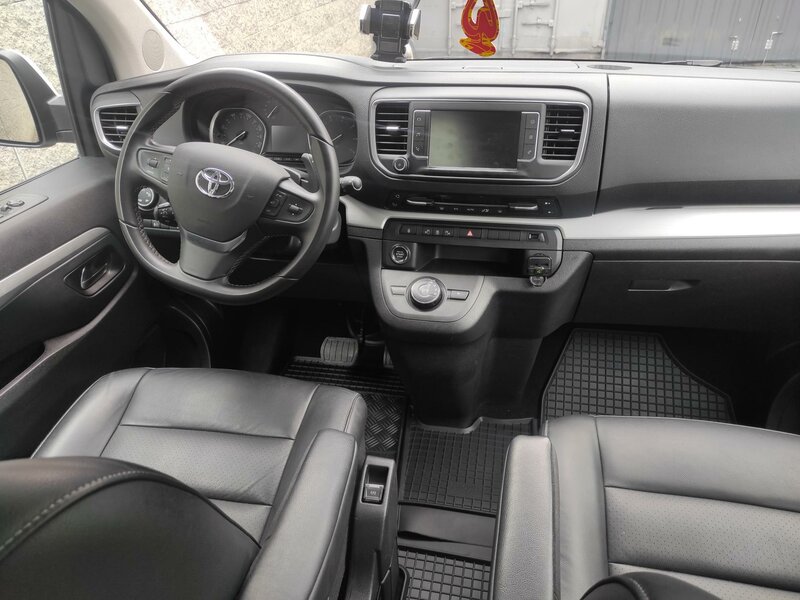 Toyota - ProAce Verso - 2,0D L2, AT, VIP, 7míst, ČR