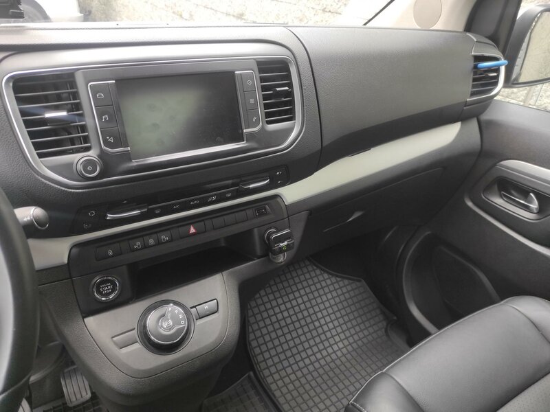Toyota - ProAce Verso - 2,0D L2, AT, VIP, 7míst, ČR
