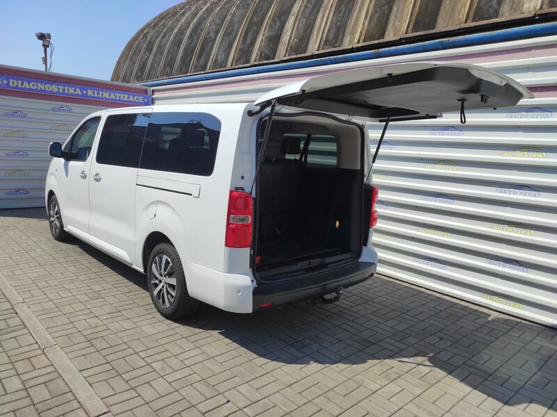 Toyota - ProAce Verso - 2,0D L2, AT, VIP, 7míst, ČR