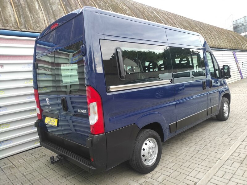 Peugeot - Boxer - 2,2BlueHDi 9 míst, L2H2, Tažné
