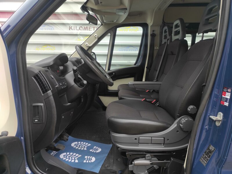 Peugeot - Boxer - 2,2BlueHDi 9 míst, L2H2, Tažné