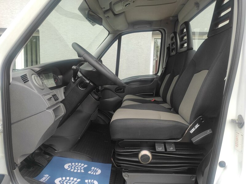 Iveco - Daily - 35C13 HÁK NOSIČ KONTEJNERU Iveco - Daily - 35C13 HÁK NOSIČ KONTEJNERU