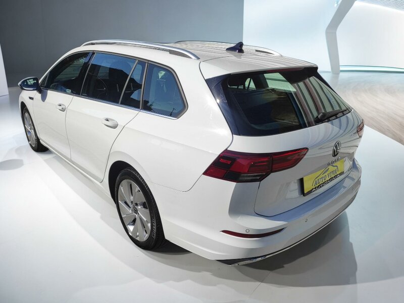 Volkswagen - Golf - 1,5eTSi DSG, mHev, STYLE, ČR