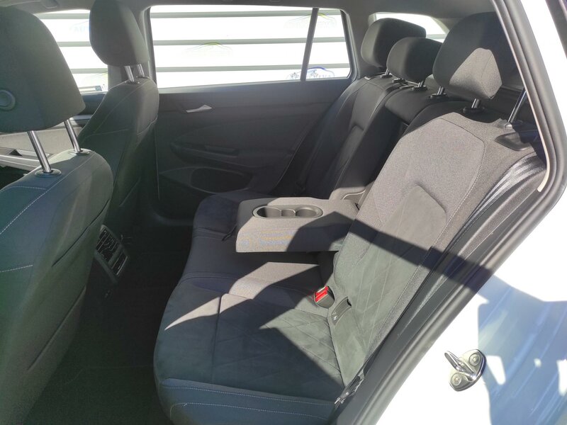 Volkswagen - Golf - 1,5eTSi DSG, mHev, STYLE, ČR