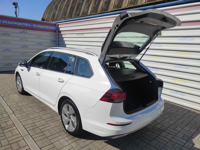 Volkswagen - Golf - 1,5eTSi DSG, mHev, STYLE, ČR