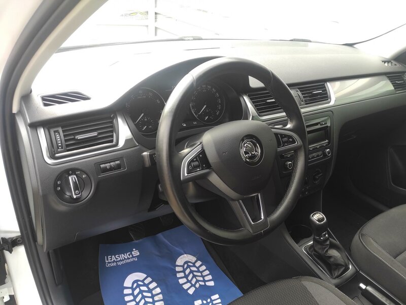 Škoda - Rapid - 1,2TSi ČR, ALU, Bílá Perleť Škoda - Rapid - 1,2TSi ČR, ALU, Bílá Perleť