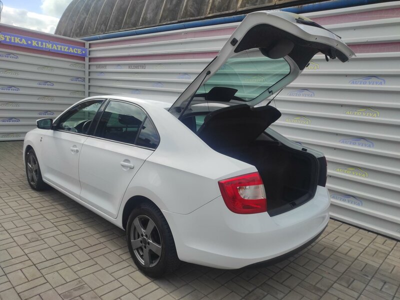 Škoda - Rapid - 1,2TSi ČR, ALU, Bílá Perleť Škoda - Rapid - 1,2TSi ČR, ALU, Bílá Perleť