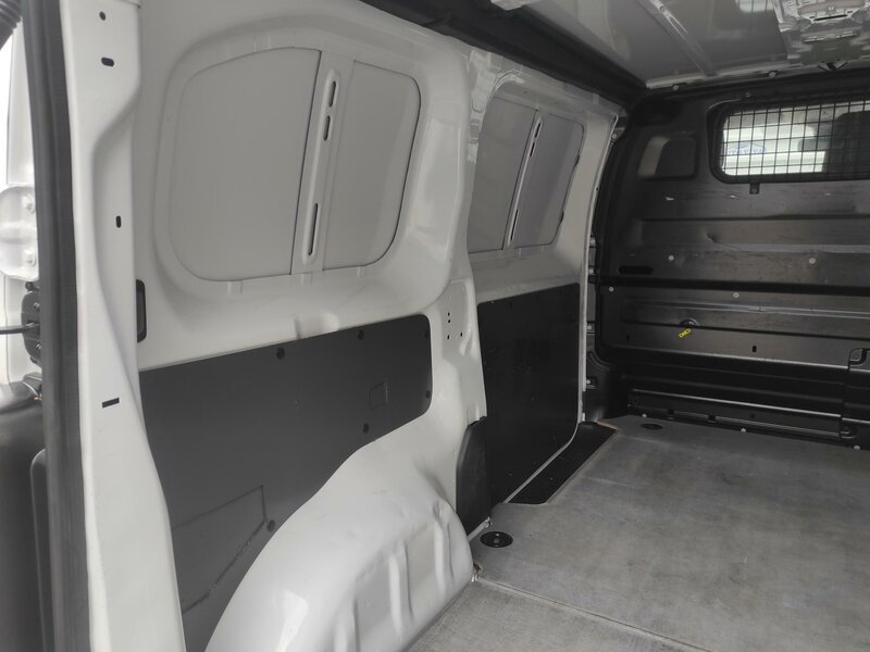 Toyota - ProAce - 1,5D-4D L1, Active, ČR, Navi